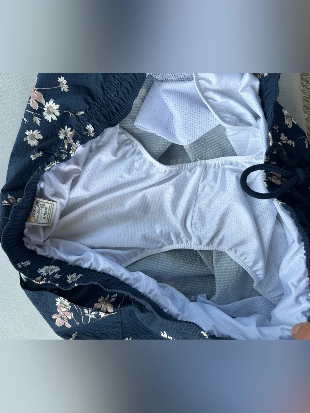 🎉5 for $45🎉 American Eagle swim trunks shorts man size XL
